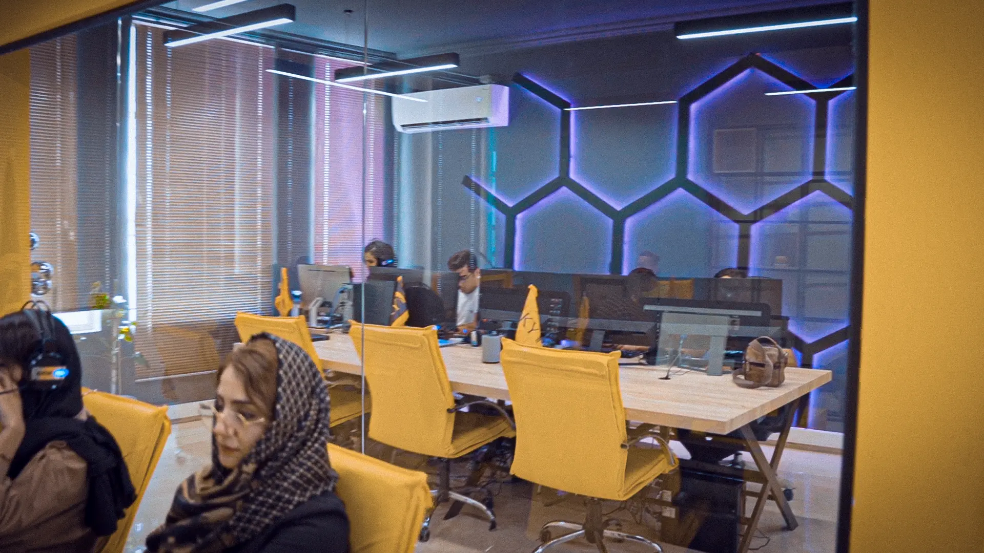 نظر زدبورسی‌ها 